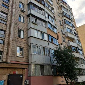 Оренда 1 кім. Квартири вул. Вербицького  метро Вирлиця