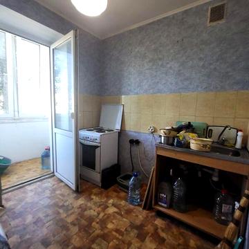 Продаж 1к Квартира Озерна вулиця