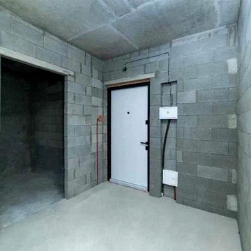 Продам квартиру Князів Острозьких 46/2