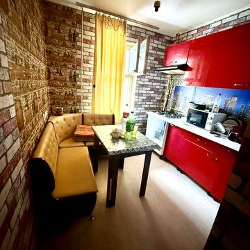 Продажа 1 к. квартири 34 кв.м., вул. Милославська, 19-А