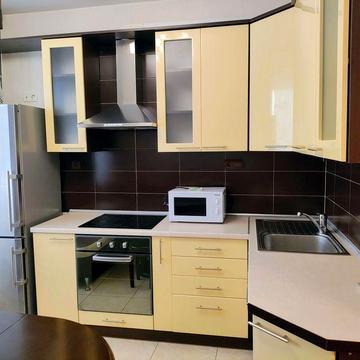 Продам 1 к.квартиру Ахматової Григоренко Дарницький р-н Метро Позняки