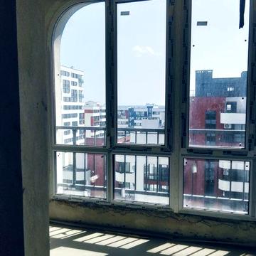2к, здана секція.Дуже світла, панорамні вікна, вул Трускавецька ЖК На Трускавецькій