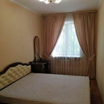 Продаж 3к Квартира Космонавтів вулиця
