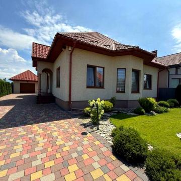 Продається будинок неподаліу Ужгорода