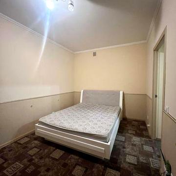 Продаж 2 кімнатм ближній центр 42000 дол