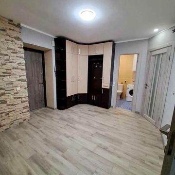 Продам видову, 3-и к/к 99 м2, 2008 р/з в Ковалівці.