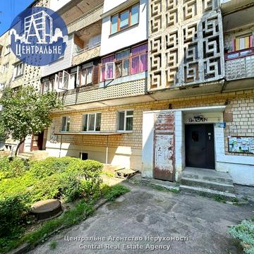 Південно-Кільцева вул., 7