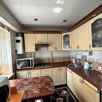 Оренда 2кімнатної квартири Торгова площа