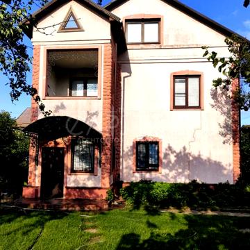 Богатирська вул.