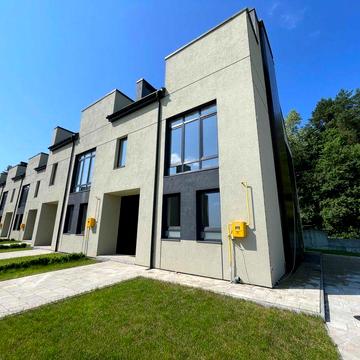Продам 5 кімнатний будинок 211 кв.м. с. Паланки!