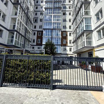 Бориса Гмирі вул., 7