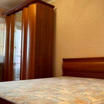 Продаю 3 ком.квартиру на Декабристов