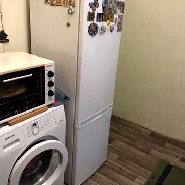 Простора 3-х кімнатна квартира в спальному районі !!!