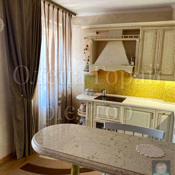 Оренда 1-кімн.квартири 56м2 по вул. Осіння , 33