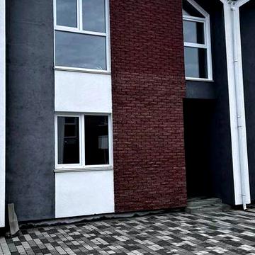 Петрушки комфортні таунхауси на завершальній стадії готовності