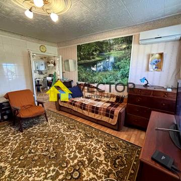 Огородня, 18