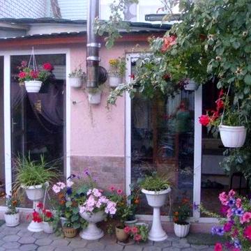 Продам пів-будинку Індустріальний район