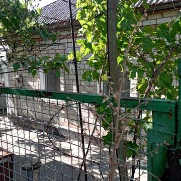 Продається газифікований силікатний  будинок по вул. Ціалковського.