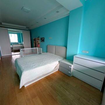 Продам двокімнатну квартиру на Павловому полі з сучасним ремонтом ЖК Балакірєва-17