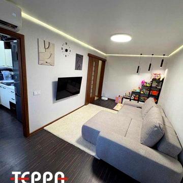 Продаж 2-кімнатної квартири в центрі з ремонтом, БШ
