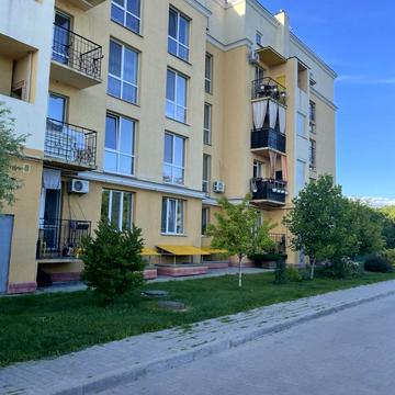 Печерська вул., 24