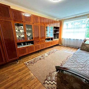 Продаж 3 кімнатної чешки з власним опаленням