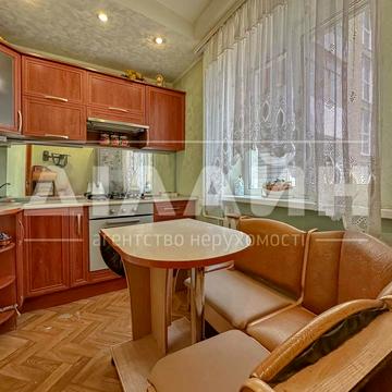 Бульвар Центральный, 3