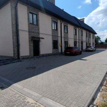 Таунхаус на 3 поверхи, площею 125 м²