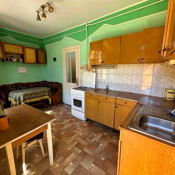 Продаж 3-х кім. будинку + земля, ближній центр, у м. Дрогобич!