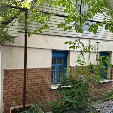 Продам часть дома. в г.Днепр район проспекта  Гагарина .
