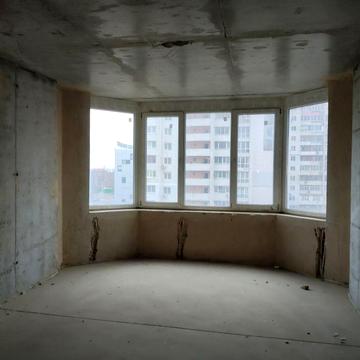 Парусная, 18