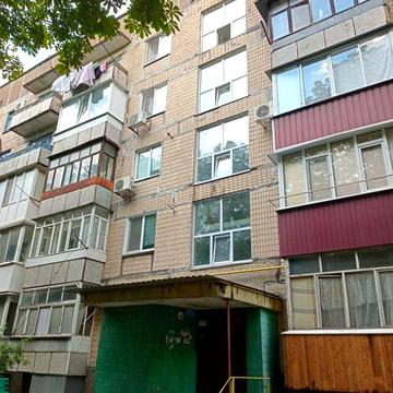 Продам 1 к.квартиру на Даманском