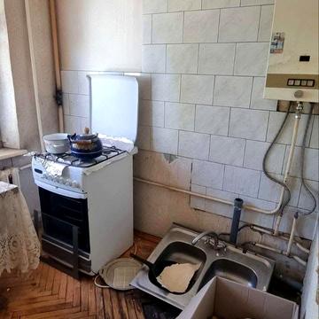 Клима Савури вул., 7