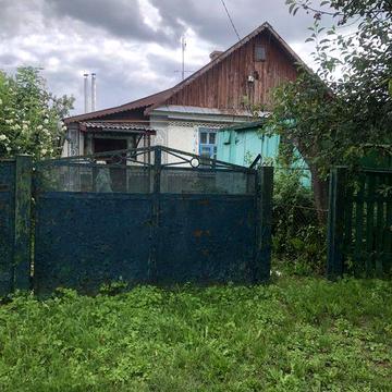 Продам 1/2 будинку р-н благоустрою