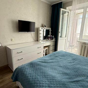 Продаж 3к Квартира Хмельницького Богдана бульвар