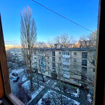 ВДНГ 1км.кв 40м2 метро Васильковская 3минуты пешком Голосеевский парк