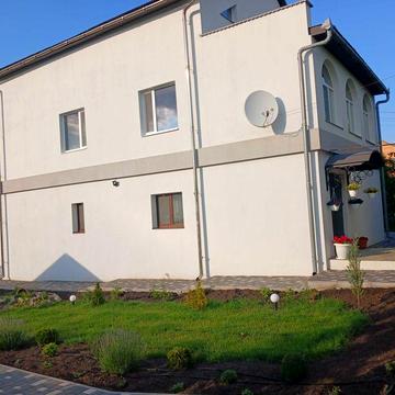 Продаю сучасний будинок в екозоні