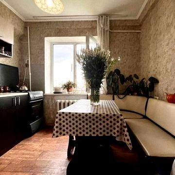 Продам 1к квартиру без комісії вул.Празька 25/2  Торг є