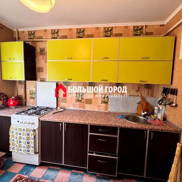 Чарівна вул., 46