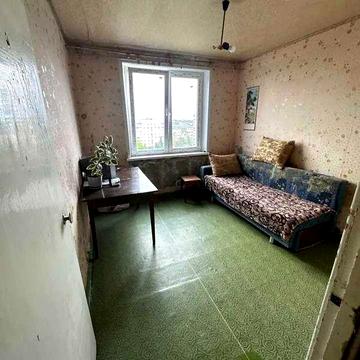 2 к кв метро Масельского средний этаж высотка