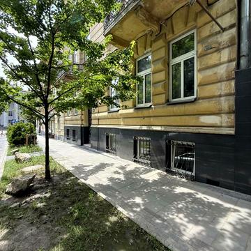 Чернігівська вул., 34