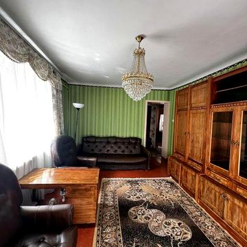 Здам трьох кімнатну квартиру в центрі з автономним опаленням