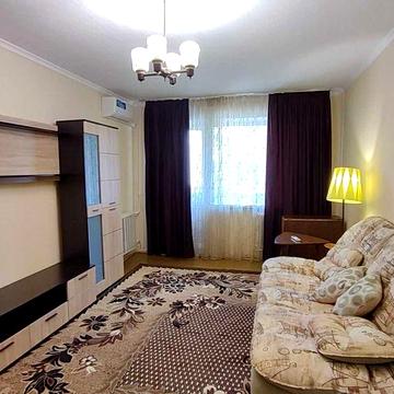 1к.квартира, Ромоданова,  11/15,  метро Лукянівська, Дорогожичі