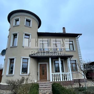 Старицького вул.