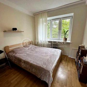 Продається 3-к. квартира, Соломянський район, вул. Соломянська 14