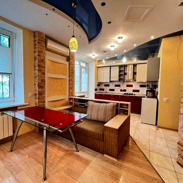Продам 2к квартиру 57м2 Петровского Ивана Мазеры Караваева