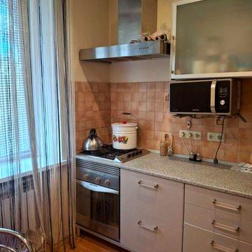 Продам 2-к.квартиру, р-н пл. Маяковского