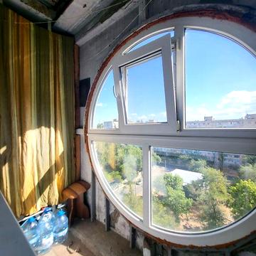 Продаж 2к Квартира Космонавтів вулиця