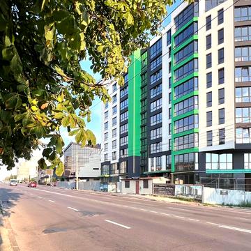 Степана Бандери просп., 48