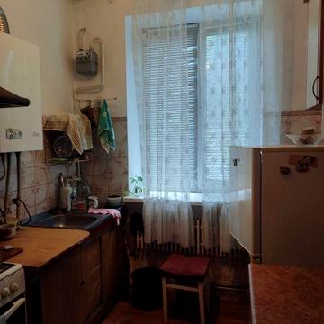 Продам 3-х кімнатну квартиру в доброму стані, м.Немирів,Соборна 9/3